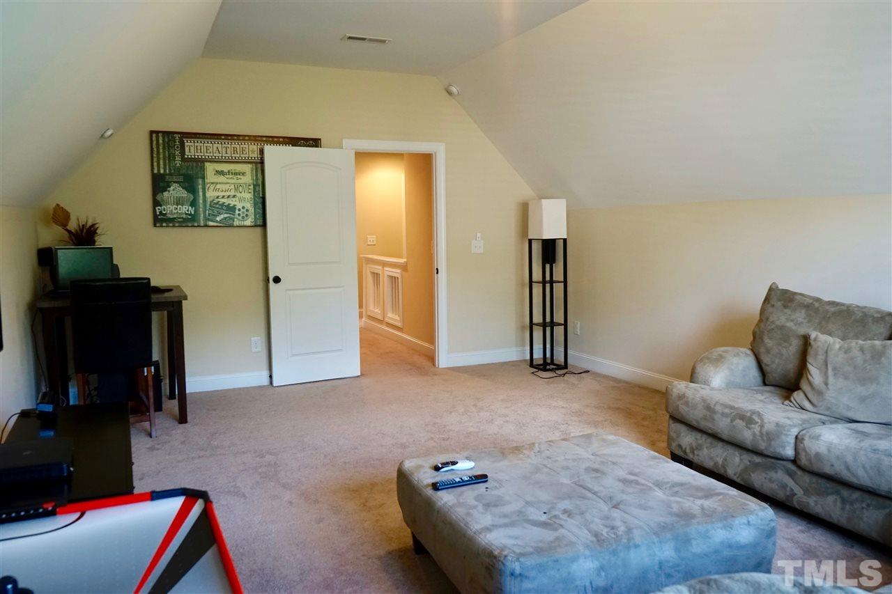 3521 Bloomfield Way Raleigh, NC 27616 - Photo 21 of 25 Gallery Image 21