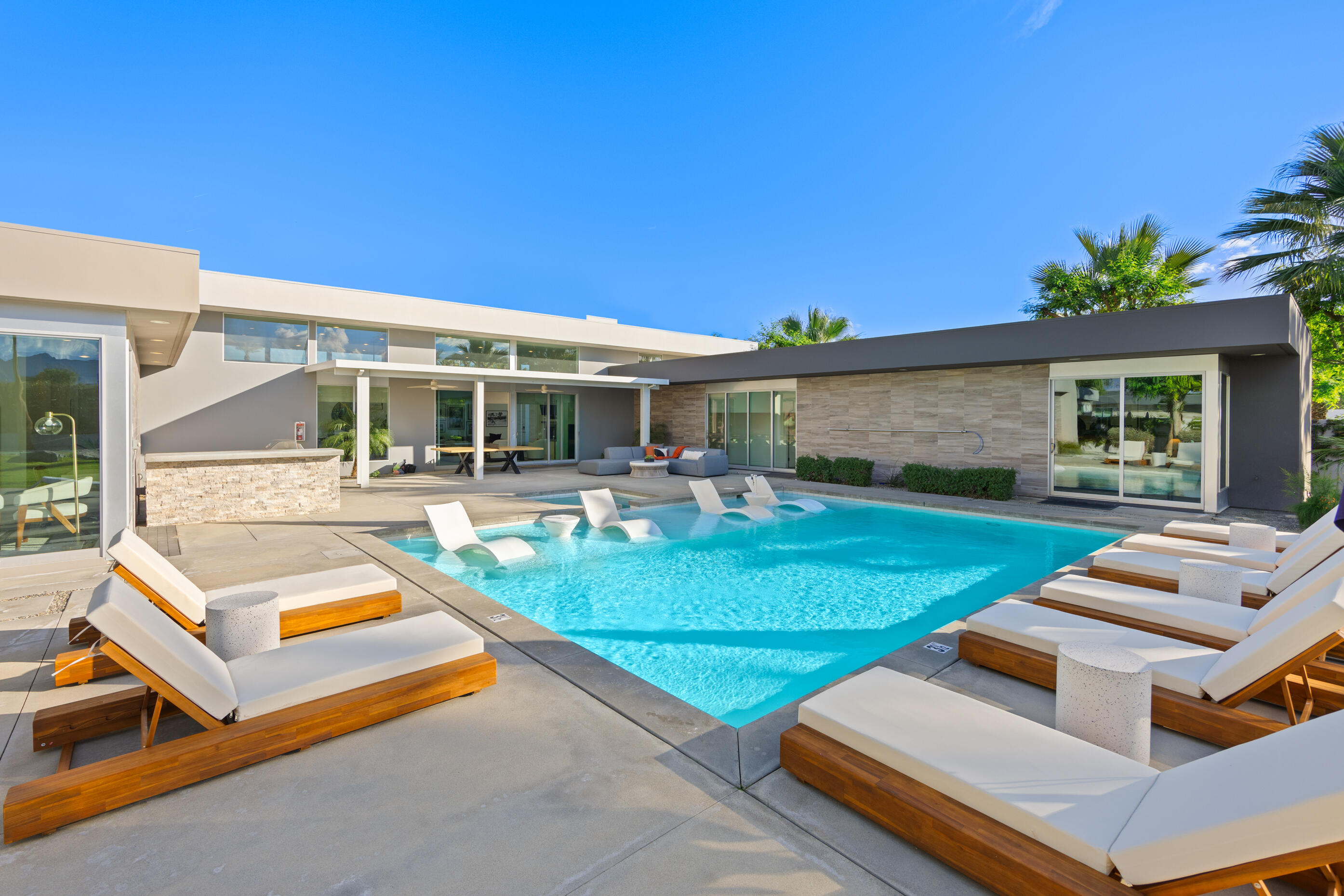 51165 Evangeline Way La Quinta, CA 92253 - Photo 30 of 48 villa 2-11