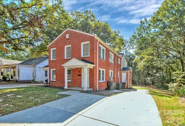 $999 | 521 West 6th Avenue, Gastonia, NC 28052