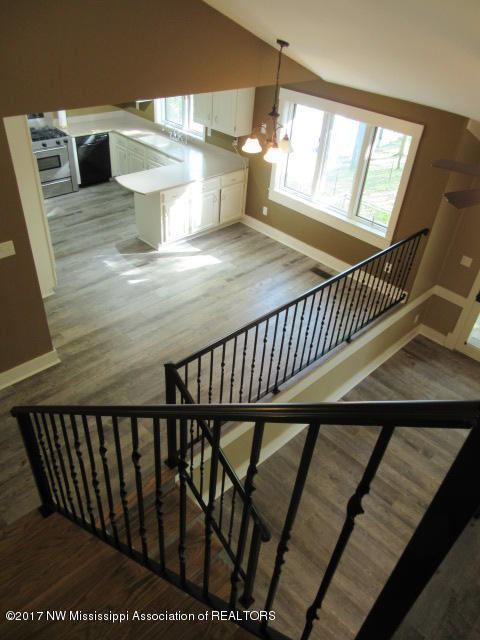 469 Christian College Road Senatobia, MS 38668 - Photo 21 of 36 469 CHRISTIAN COLLEGE RD 059