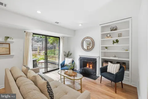 $499,500 | 8901 Battery Place, Unit 34, Bethesda, MD 20814