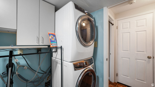1981 Nevada Avenue Provo, UT 84606 - Photo 16 of 30 Laundry room/Bath on Lower Level