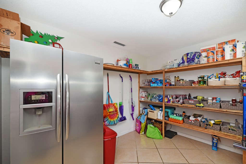 613 Collins Road Dothan, AL 36305 - Photo 15 of 41 Pantry room
