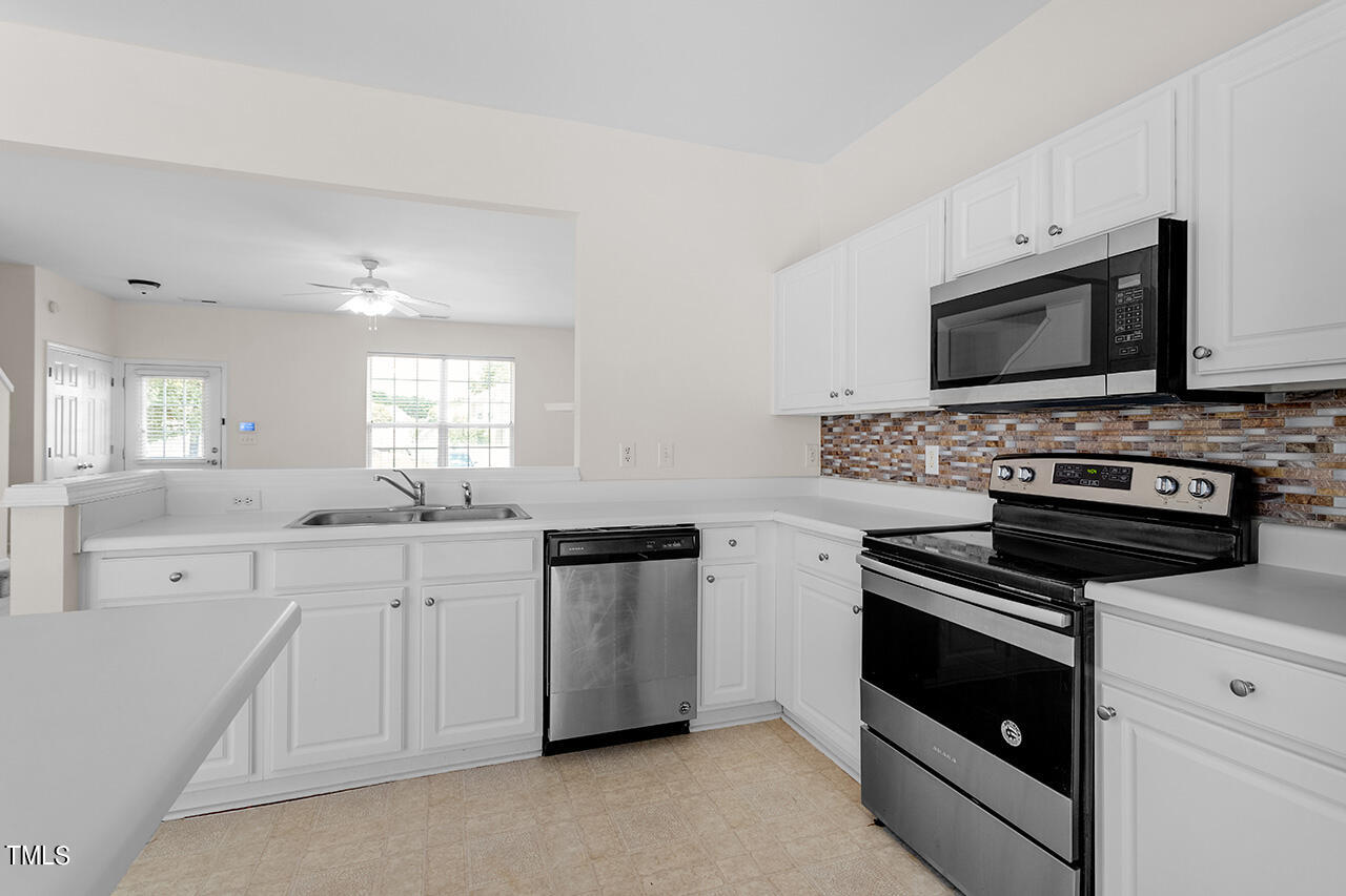 8211 Candelaria Drive Raleigh, NC 27616 - Photo 19 of 30 8211 Candelaria Drive_21