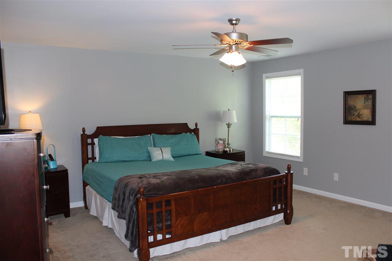 2929 Landing Falls Lane Raleigh, NC 27616 - Photo 12 of 25 Gallery Image 12