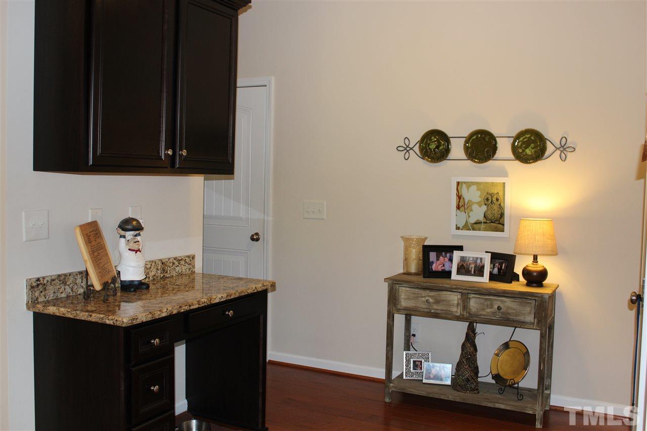 2929 Landing Falls Lane Raleigh, NC 27616 - Photo 9 of 25 Gallery Image 9
