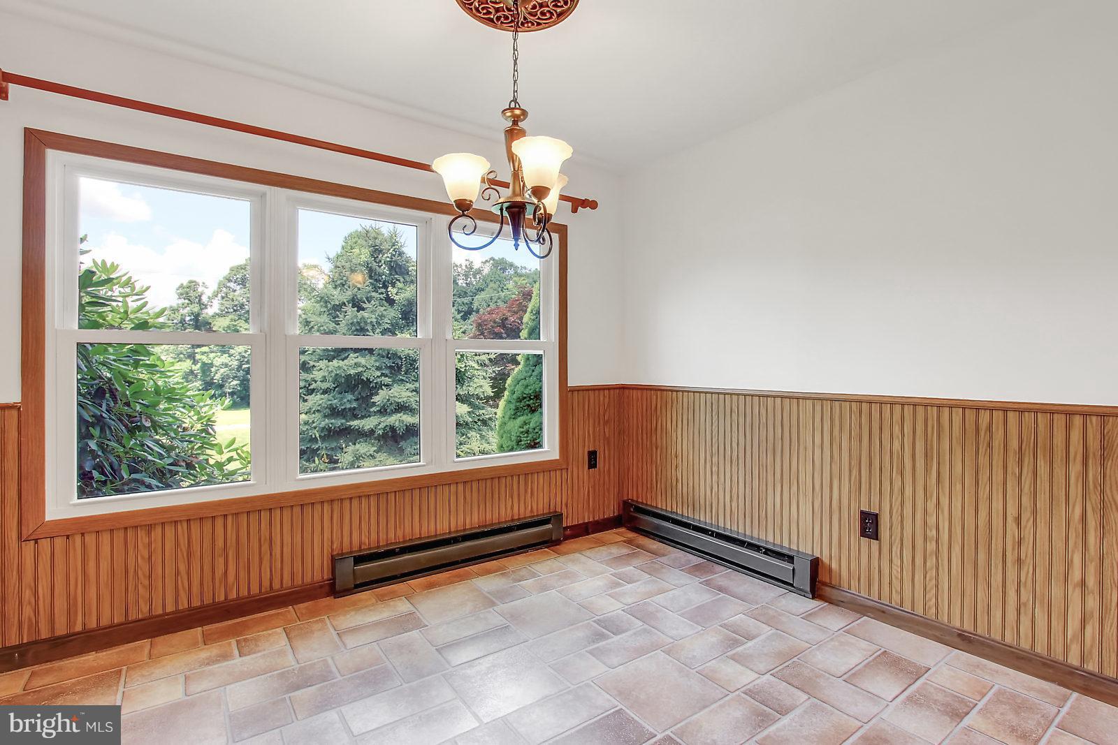 375 Church Road Orrtanna, PA 17353 - Photo 5 of 25 Dining Room