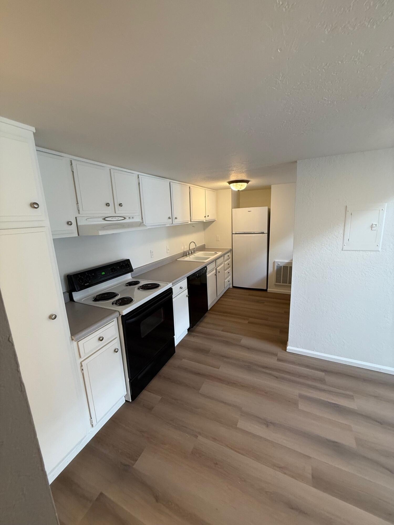 291 South 3rd Avenue, Unit 26 Ketchum, ID 83340 - Photo 8 of 17 Kitchen