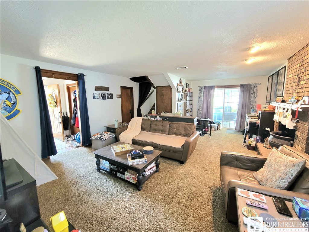 24 Raymond Street Jamestown, NY 14701 - Photo 8 of 41