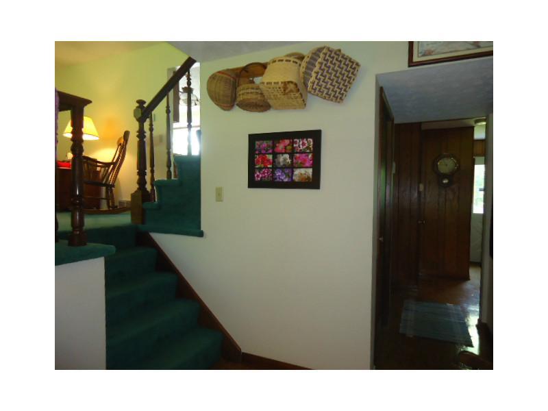 10384 Laird Road Hartstown, PA 16131 - Photo 16 of 23 Entry/Foyer.