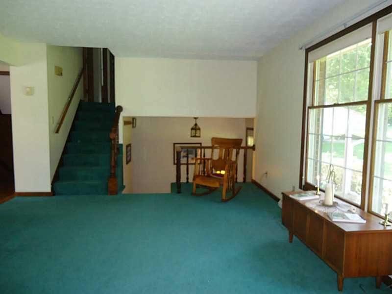 10384 Laird Road Hartstown, PA 16131 - Photo 3 of 23 Living Room.