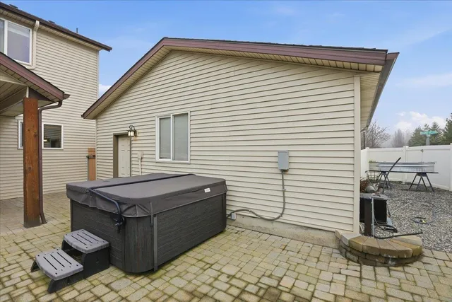 $875,000 | 621 East Round Up Circle, Hayden, ID 83835