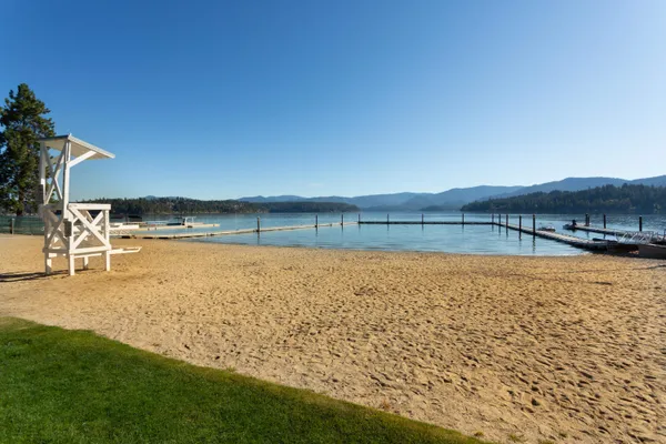 $839,900 | 621 East Round Up Circle, Hayden, ID 83835