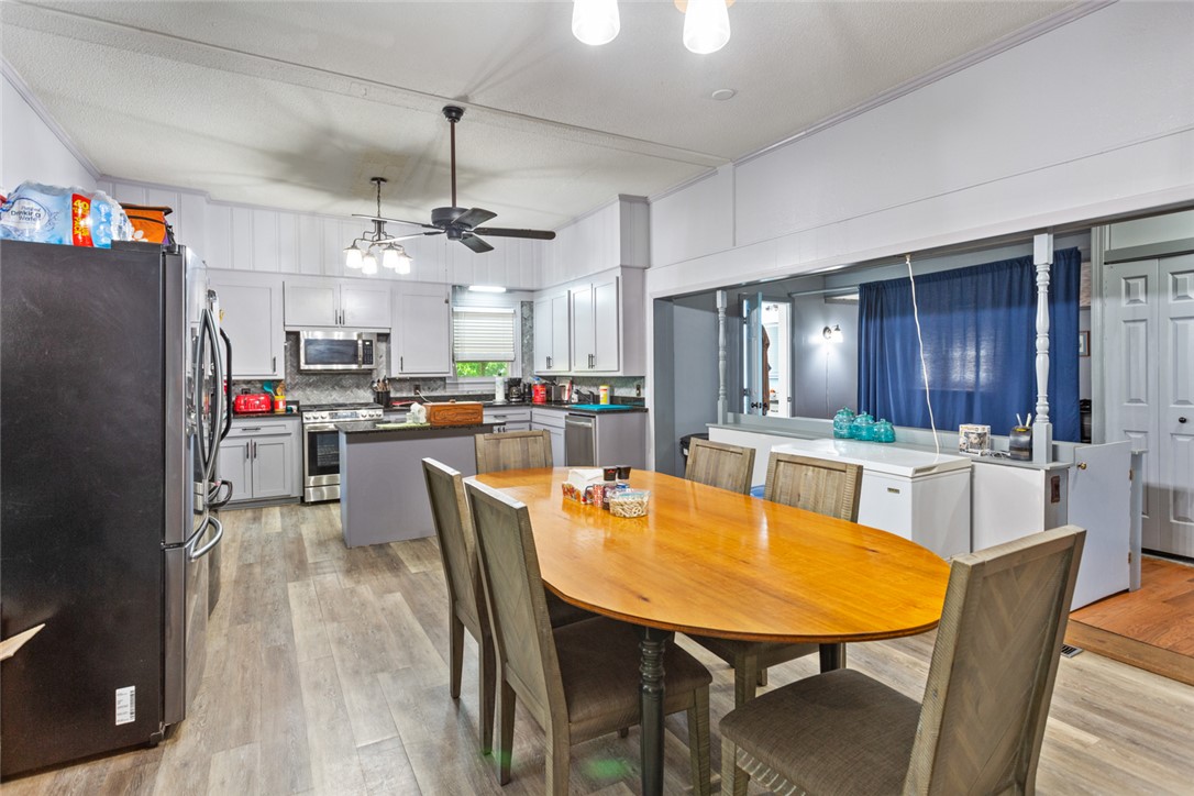 208 Retreat Street Westminster, SC 29693 - Photo 13 of 37