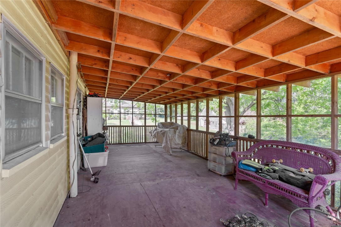 208 Retreat Street Westminster, SC 29693 - Photo 34 of 37