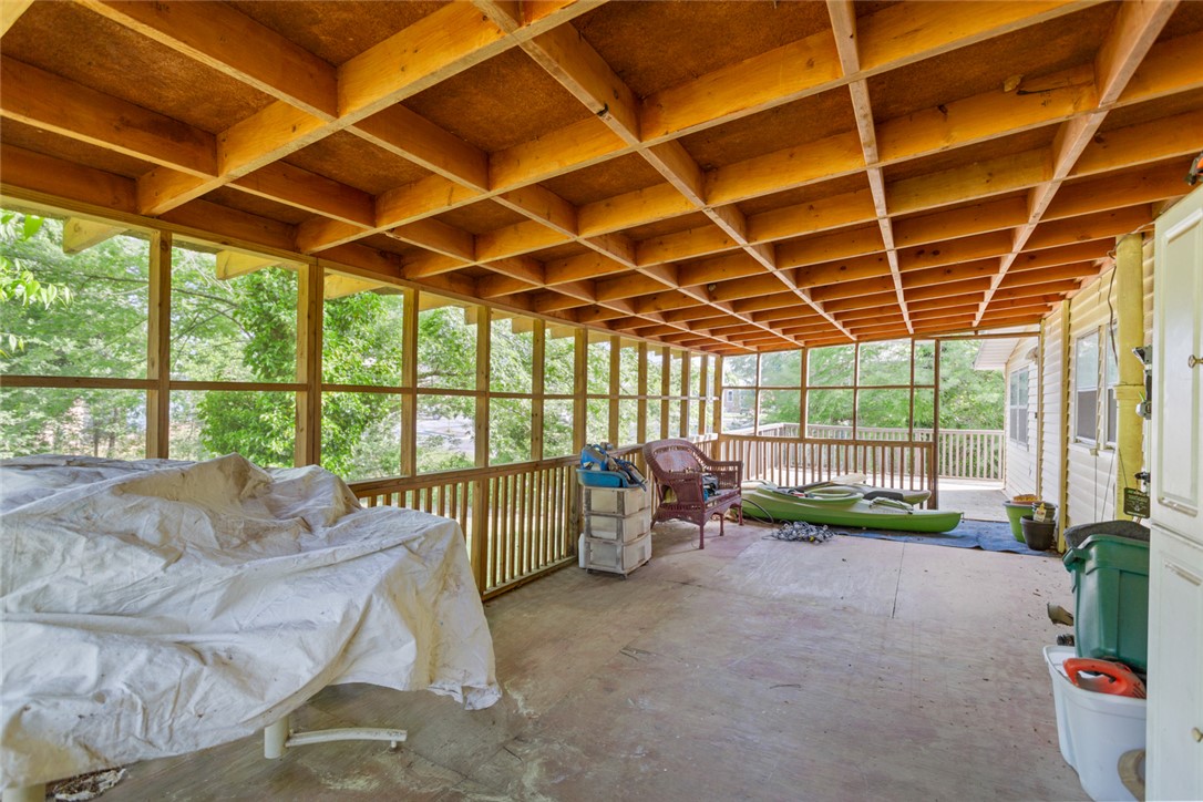 208 Retreat Street Westminster, SC 29693 - Photo 35 of 37