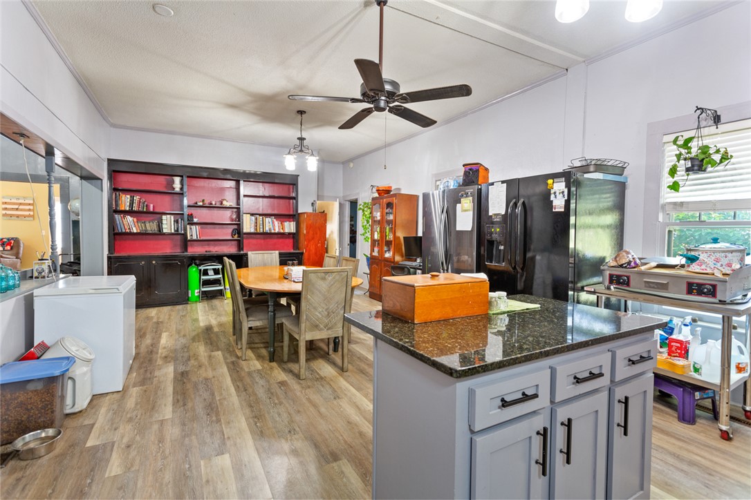 208 Retreat Street Westminster, SC 29693 - Photo 10 of 37