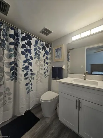 $2,395 | 548 Broad Avenue South, Unit 548, Naples, FL 34102