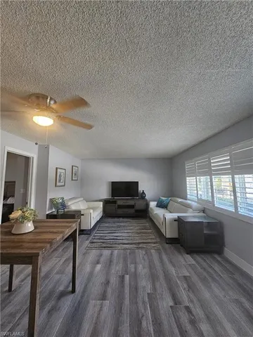 $2,395 | 548 Broad Avenue South, Unit 548, Naples, FL 34102