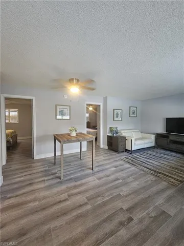 $2,395 | 548 Broad Avenue South, Unit 548, Naples, FL 34102