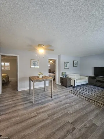 $2,395 | 548 Broad Avenue South, Unit 548, Naples, FL 34102