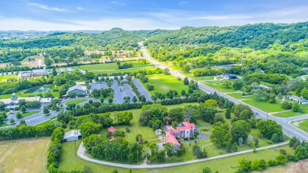 $9,750,000 | 1112 Franklin Road, Brentwood, TN 37027
