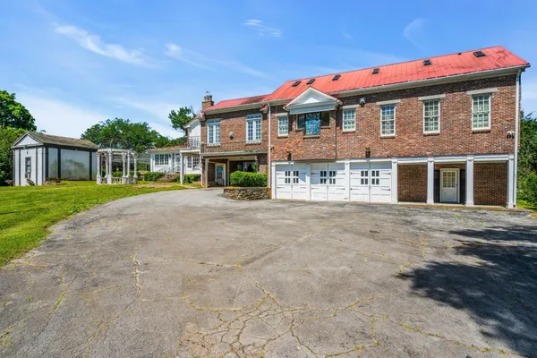 $9,750,000 | 1112 Franklin Road, Brentwood, TN 37027