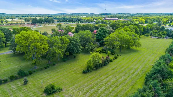 $9,750,000 | 1112 Franklin Road, Brentwood, TN 37027