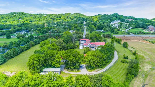 $9,750,000 | 1112 Franklin Road, Brentwood, TN 37027