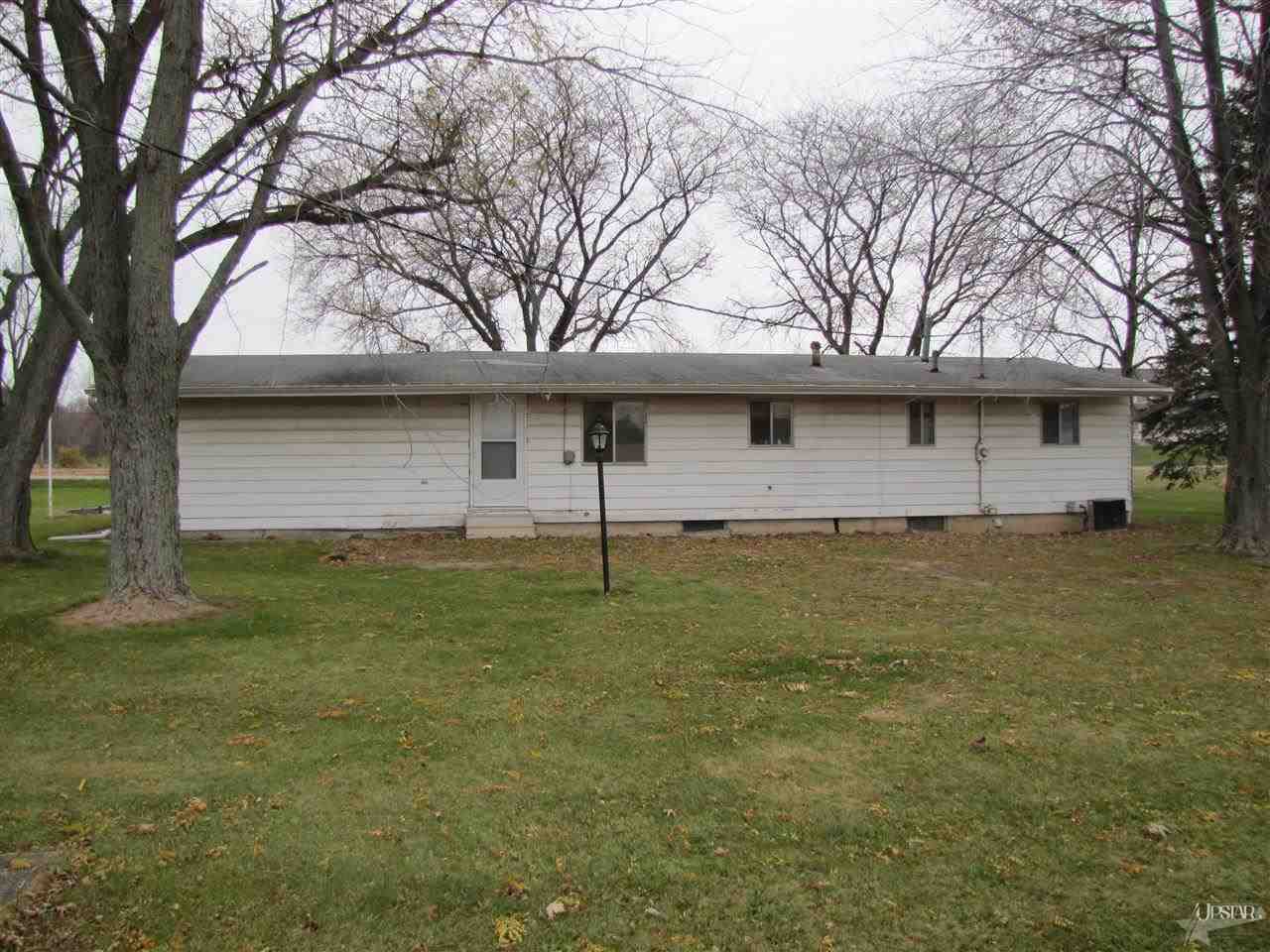 6819 Hartzell Road Fort Wayne, IN 46816 - Photo 6 of 11