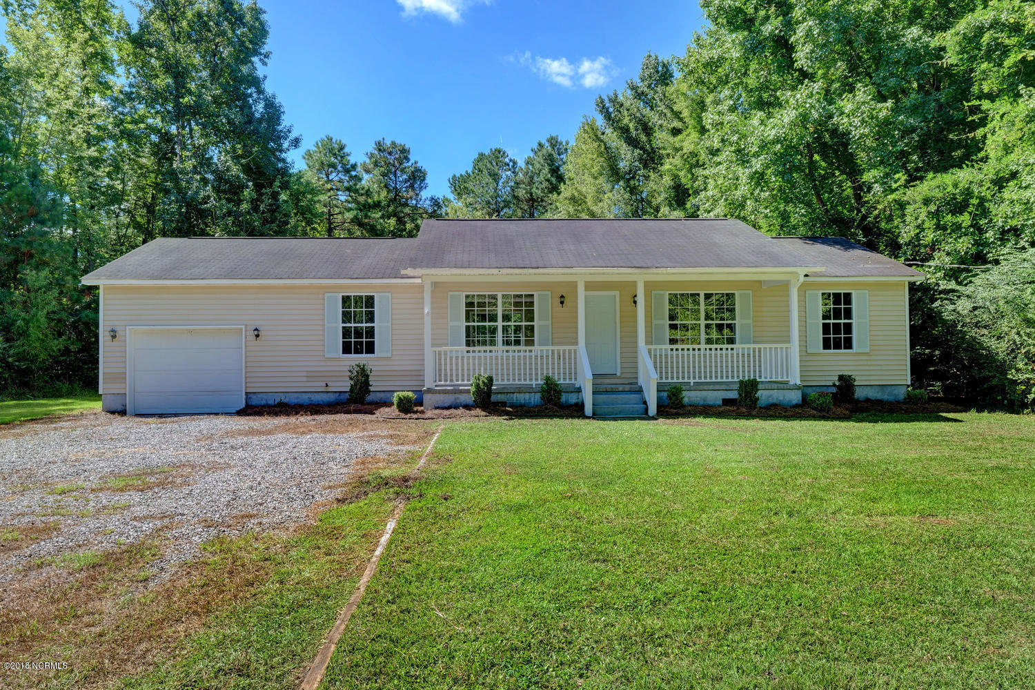 1288 New Road Burgaw, NC 28425 - Photo 1 of 23 1288 New Rd Burgaw NC 28425-large-001-16
