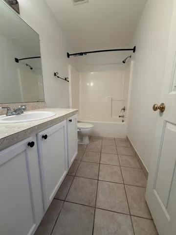 $1,700 | 3245 Reeves Drive, Melvindale, MI 48122