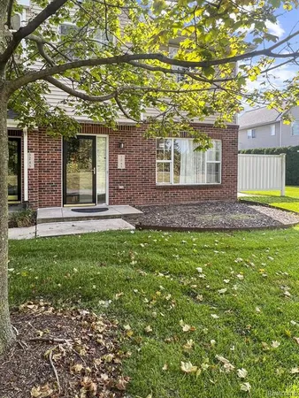$1,700 | 3245 Reeves Drive, Melvindale, MI 48122