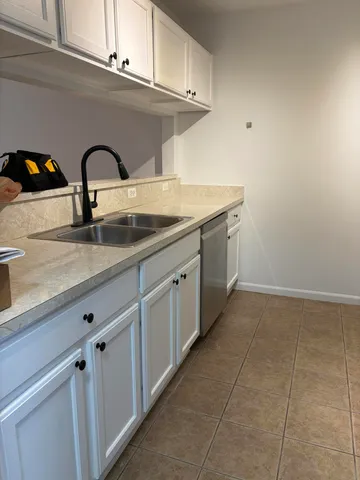 $1,700 | 3245 Reeves Drive, Melvindale, MI 48122