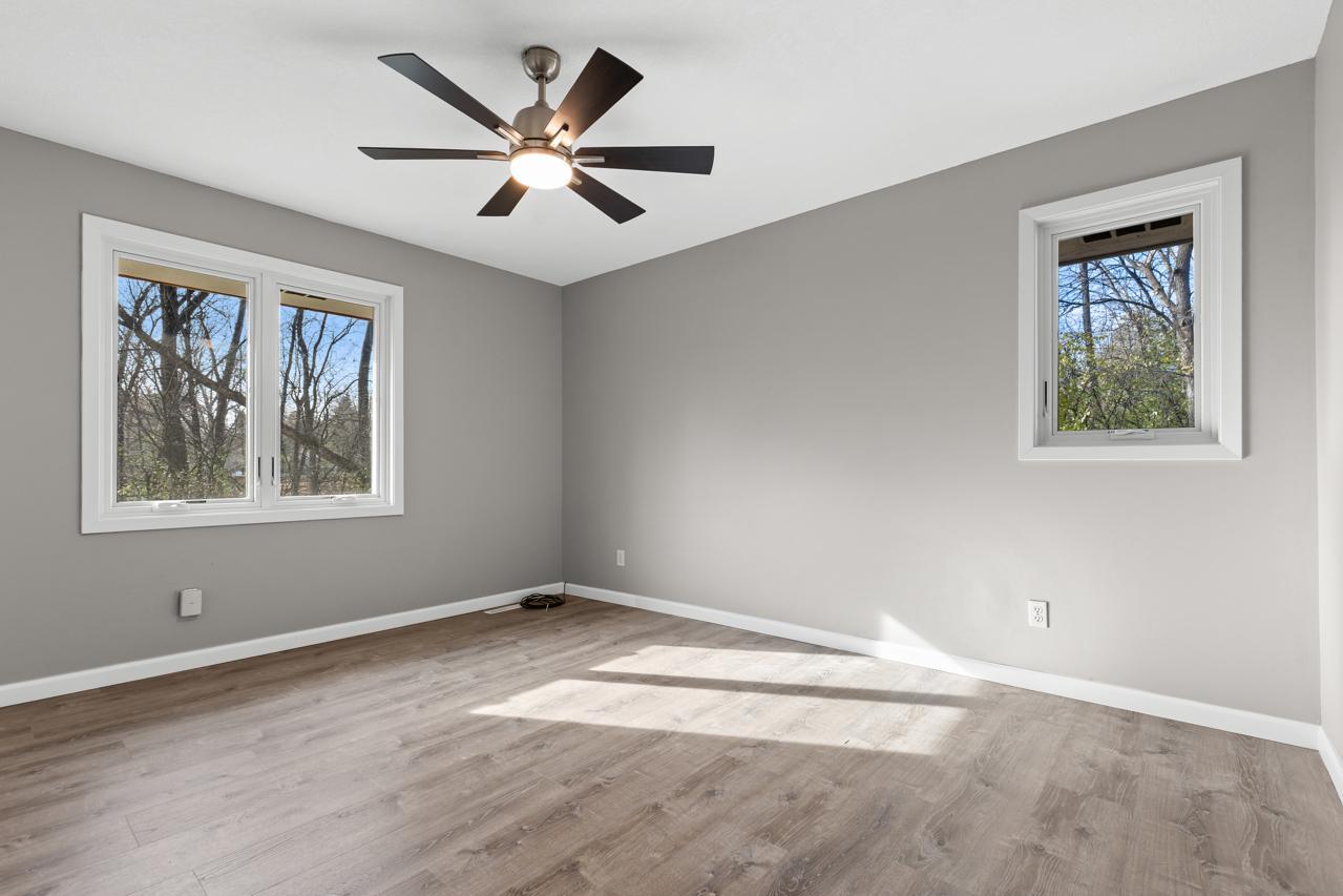 3115 County Road 101 Minnetonka, MN 55391 - Photo 15 of 33