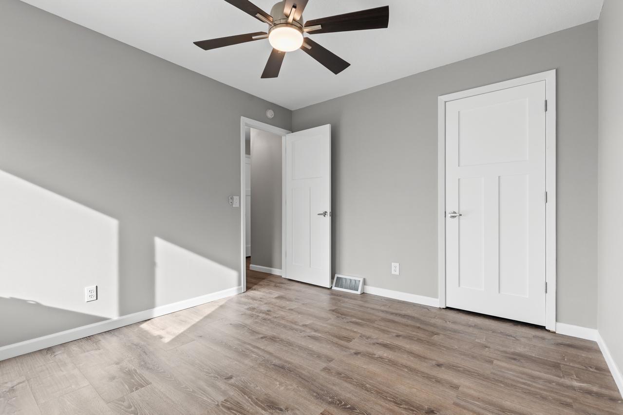 3115 County Road 101 Minnetonka, MN 55391 - Photo 16 of 33