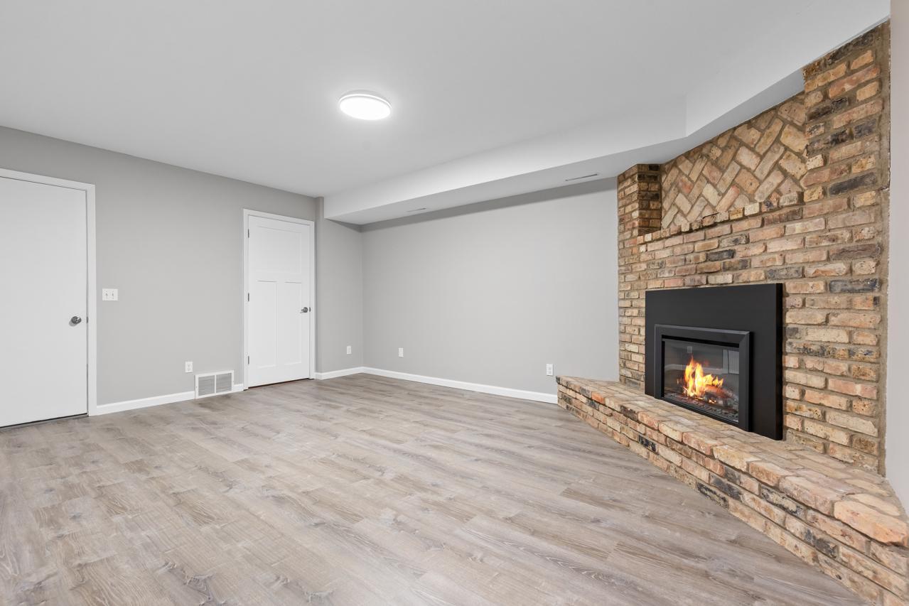 3115 County Road 101 Minnetonka, MN 55391 - Photo 20 of 33