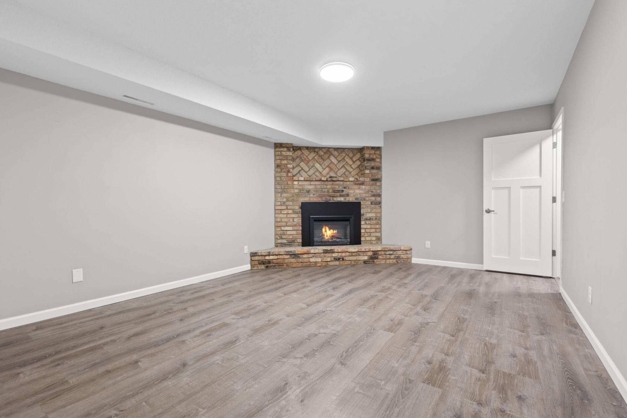 3115 County Road 101 Minnetonka, MN 55391 - Photo 22 of 33