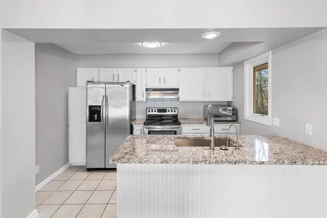 $795,000 | 3115 County Road 101, Minnetonka, MN 55391