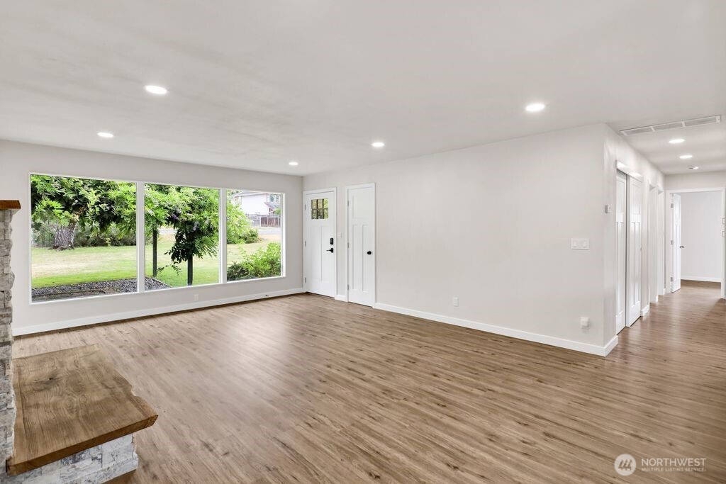 2817 McLeod Road Bellingham, WA 98225 - Photo 8 of 39 Gallery Image 8