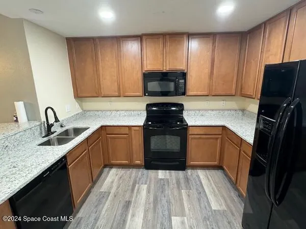 $1,950 | 4037 Meander Place, Unit 201, Rockledge, FL 32955