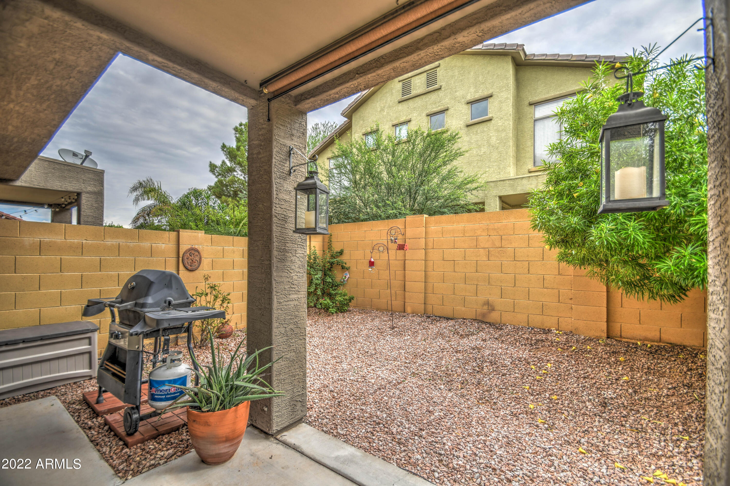 2150 East Bell Road, Unit 1121 Phoenix, AZ 85022 - Photo 34 of 34 REAR 4