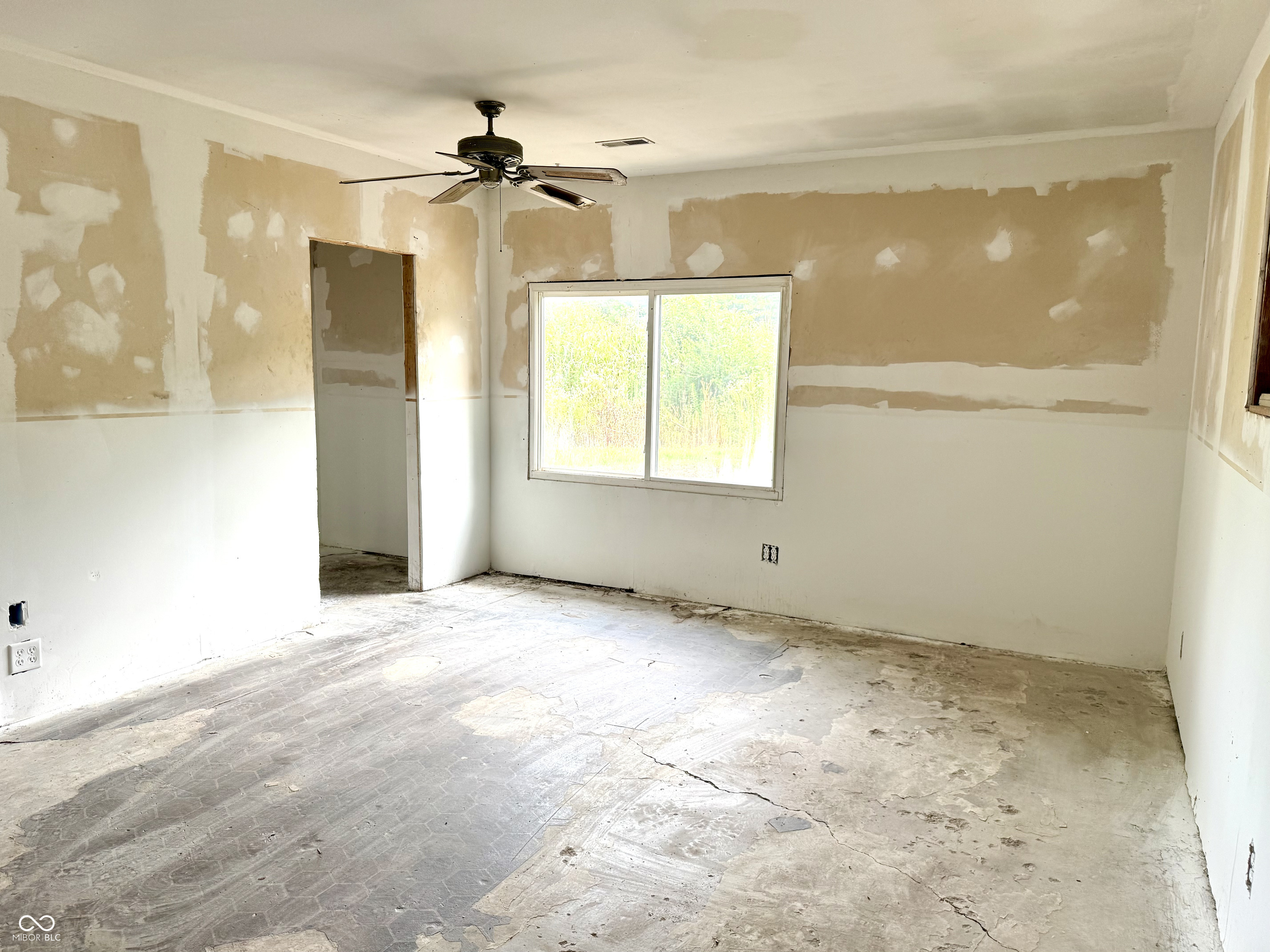 5016 Olive Branch Road Greenwood, IN 46143 - Photo 49 of 60 Gallery Image 49