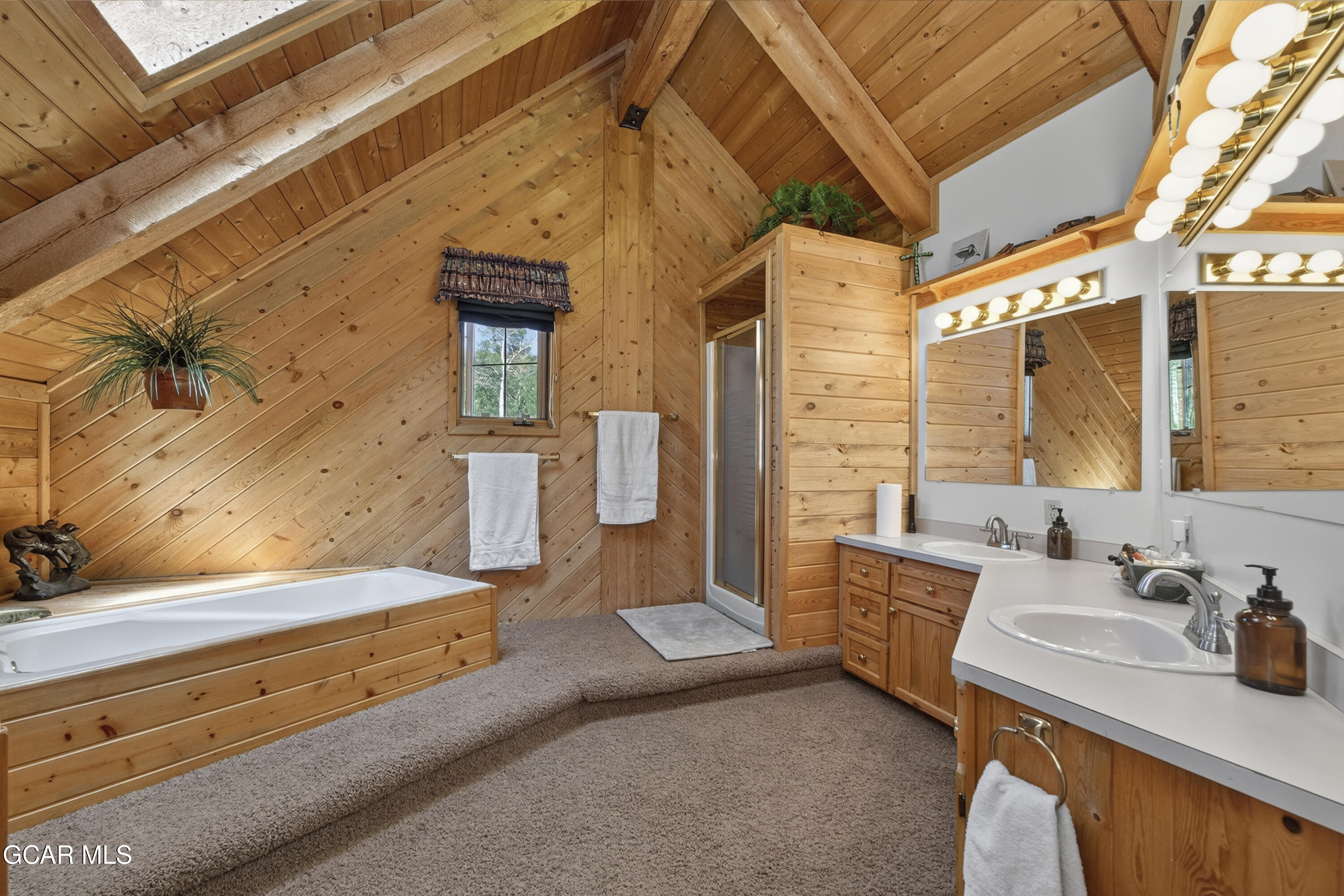 858 Clairs Run Parshall, CO 80468 - Photo 11 of 72 Primary Bath