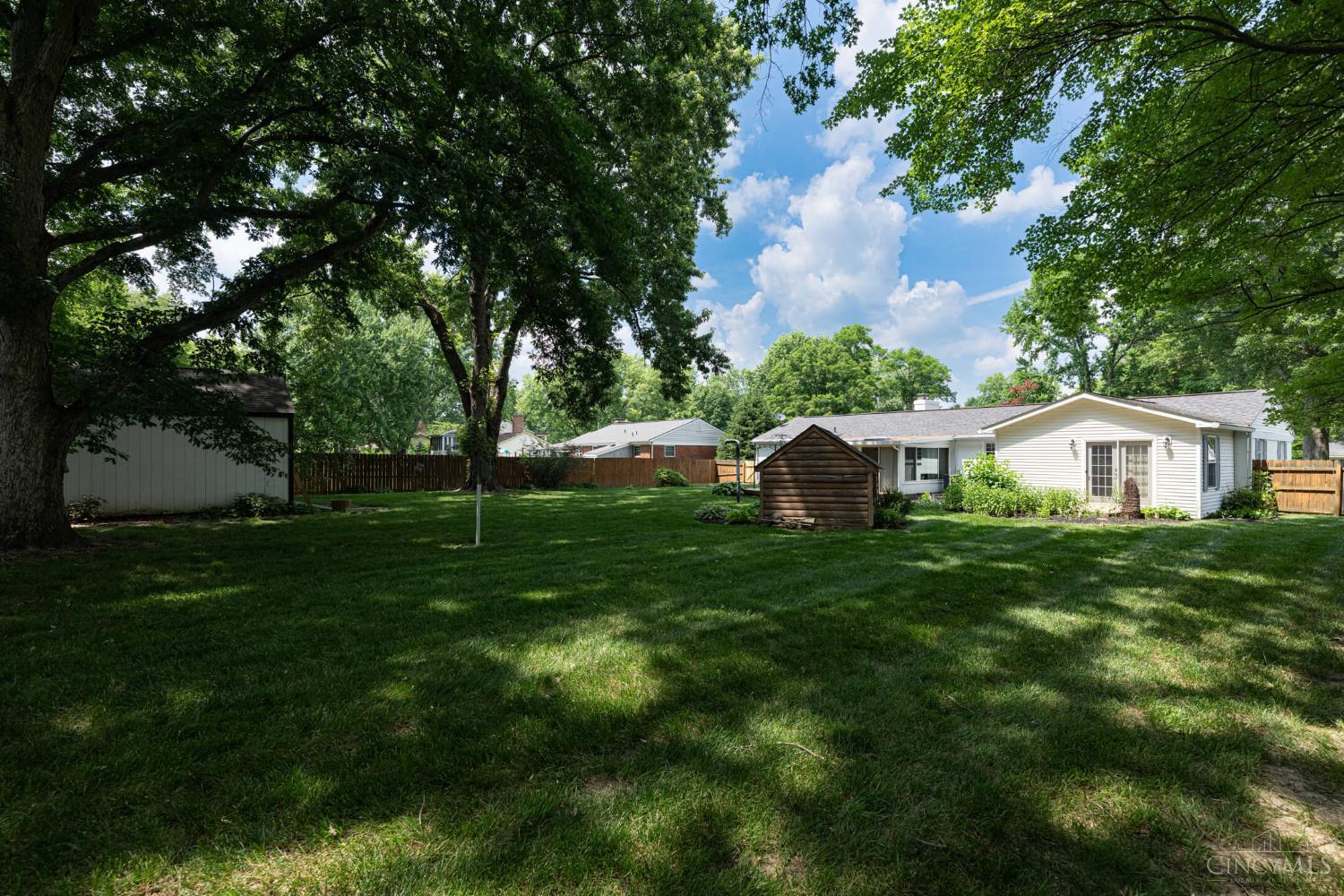 567 Lang Road Cincinnati, OH 45244 - Photo 32 of 35