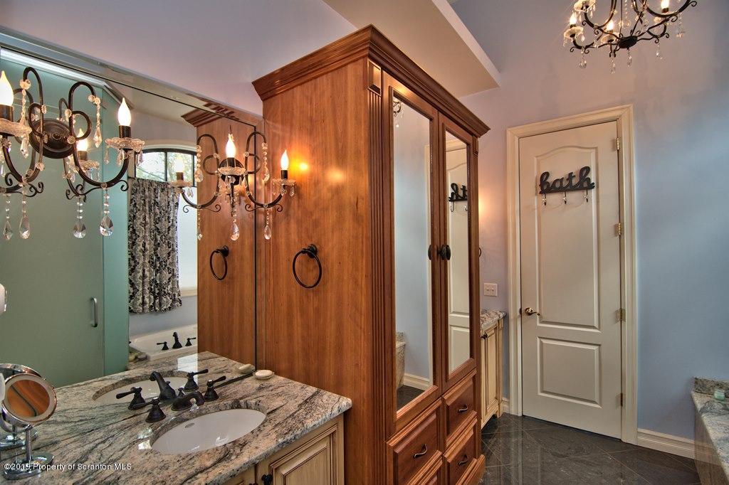 815 Parkview Road Moscow, PA 18444 - Photo 60 of 140 Gallery Image 60