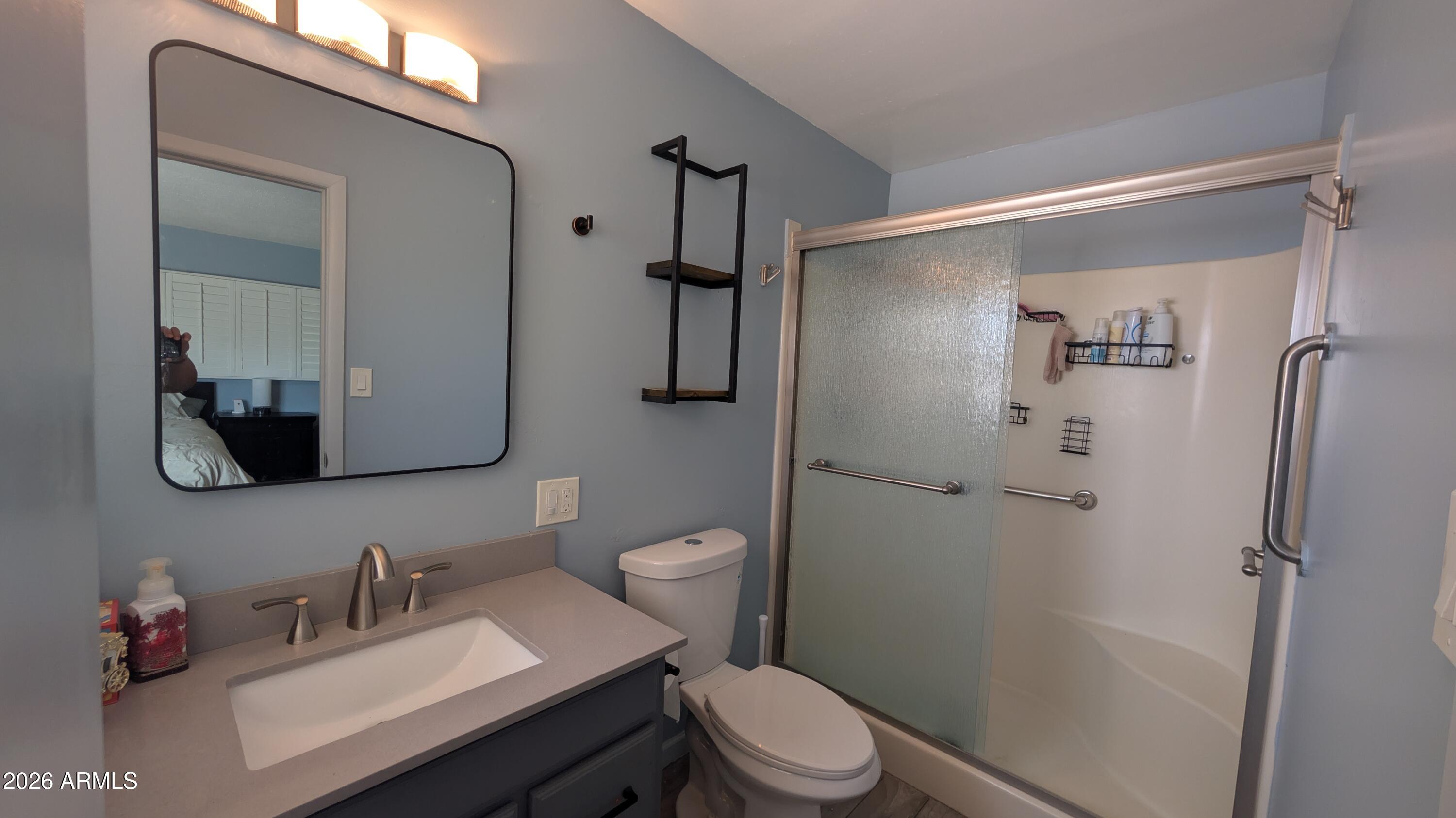 3346 West Hearn Road Phoenix, AZ 85053 - Photo 25 of 25 PXL_20260517_190552285.RAW-01