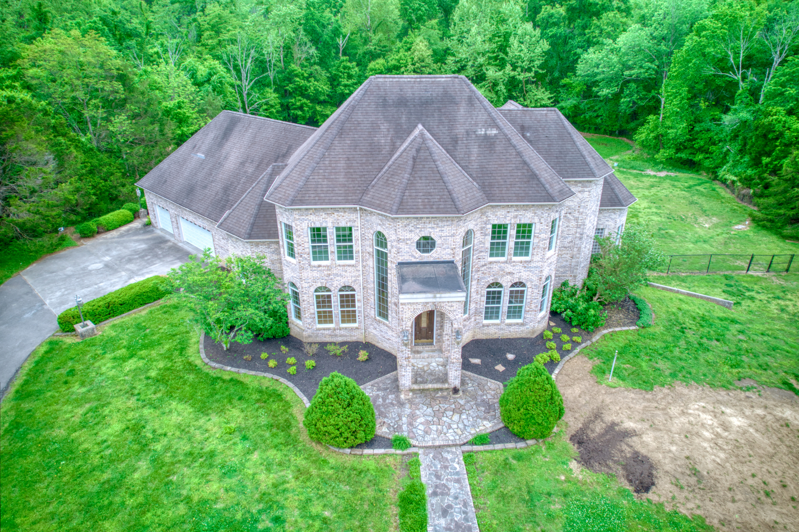3115 West Striegel Road Carbondale, IL 62901 - Photo 54 of 67 a aerial view of a house with yard plants and large trees