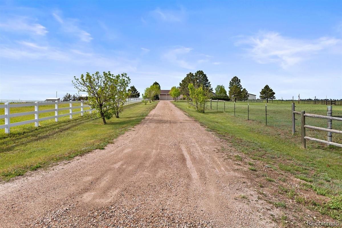 456 Rocky Cliff Road Elizabeth, CO 80107 - Photo 4 of 36 Gallery Image 4