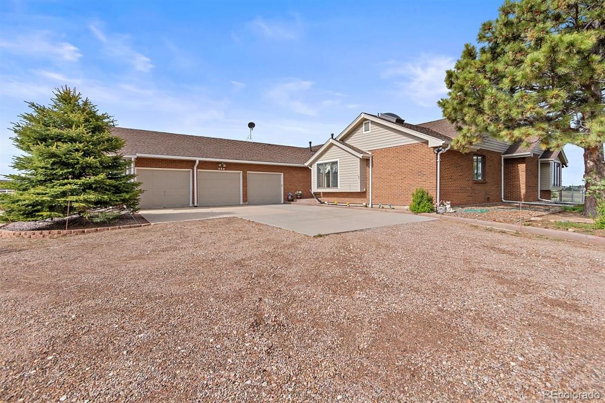 456 Rocky Cliff Road Elizabeth, CO 80107 - Photo 5 of 36 Gallery Image 5